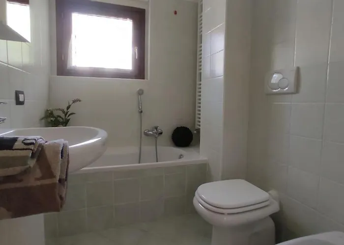 Regina Lake Como 아파트 *